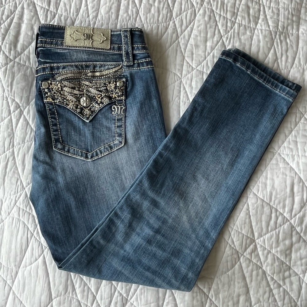 Miss Me Women’s Signature Crop Blue Jeans